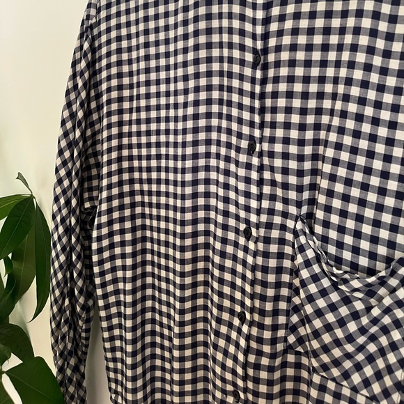 Zara Navy & White Checkered Boxy Fit Button Down - Picture 3 of 5